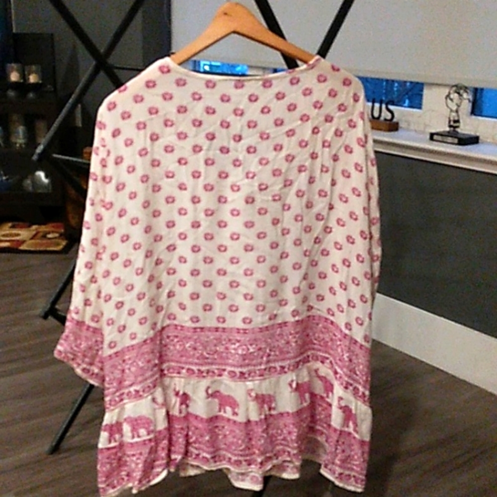 Pretty tunic top - Picture 2 of 7